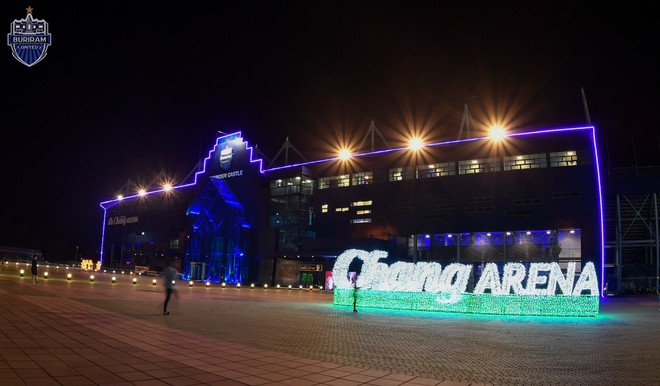 Buriram nhận 800 tỷ đồng để đổi tên sân nhà thành Chang Arena - Ảnh 2.