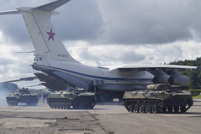 Mệnh lệnh của TT Putin dùng lực lượng lốc lửa VDV Nga: Mỹ-NATO giật mình nhìn quanh? - Ảnh 1.
