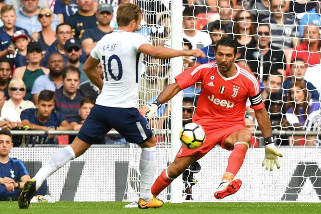 Buffon coi Harry Kane là một trong 5 tiền đạo đáng sợ nhất từng đối mặt - Ảnh 1.