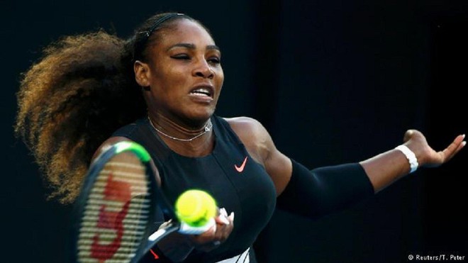 Serena Williams thua trong ngày trở lại - Ảnh 1.