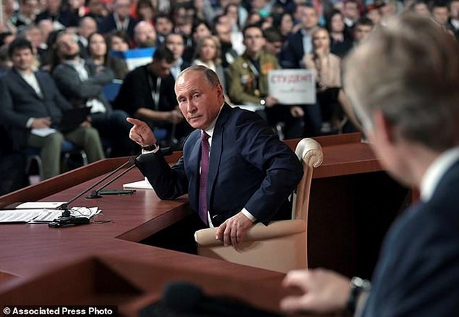 Các sắc thái biểu cảm của ông Putin trong cuộc họp báo thường niên - Ảnh 13.