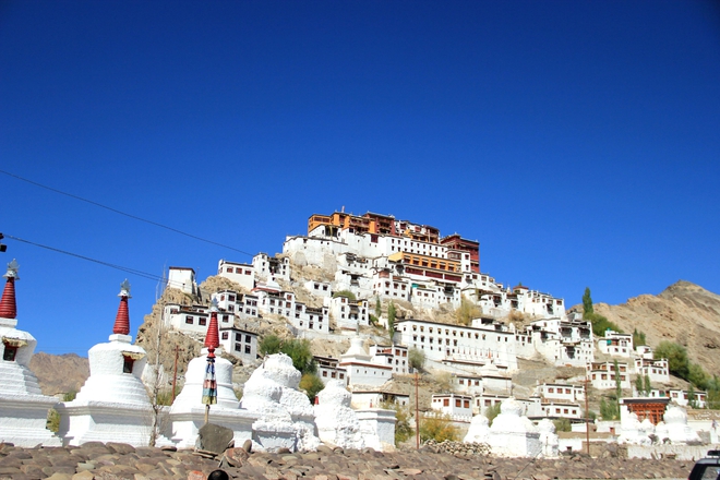 Mùa thu ở Ladakh: Hành trình trải nghiệm của 1 phụ nữ Việt đến nơi đẹp tựa “thiên đường ẩn giấu” ở Ấn Độ - Ảnh 14.