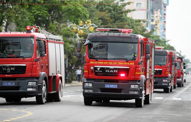 Dàn phương tiện đặc chủng bảo vệ Tuần lễ Cấp cao APEC 2017 - Ảnh 15.