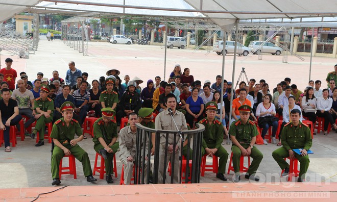  Cuộc đấu súng nghẹt thở với ‘trùm’ ma túy có kho vũ khí khủng - Ảnh 2.