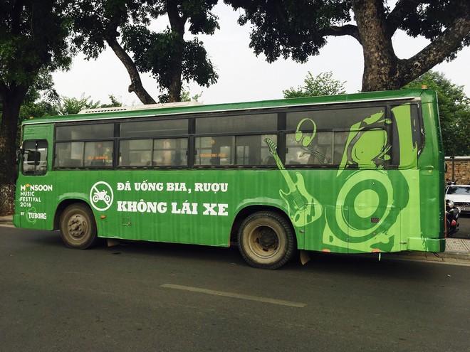 Tuborg tung bom tấn “nắp giật sắc màu” chào hè 2017 - Ảnh 3.