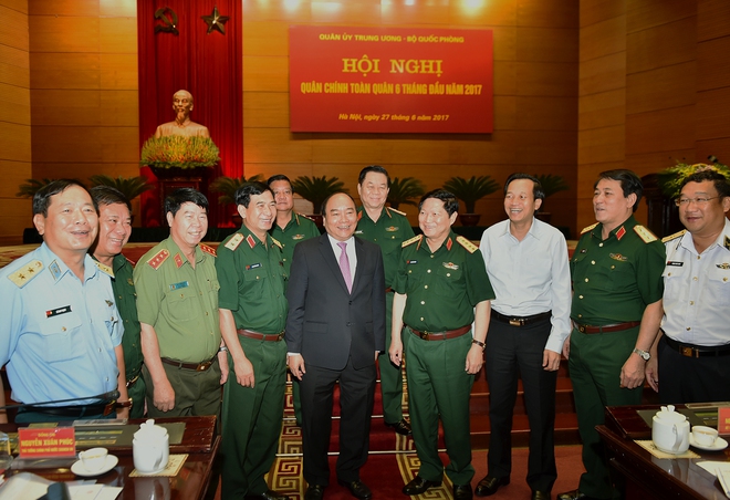Thủ tướng Nguyễn Xuân Phúc dự Hội nghị Quân chính toàn quân - Ảnh 2.