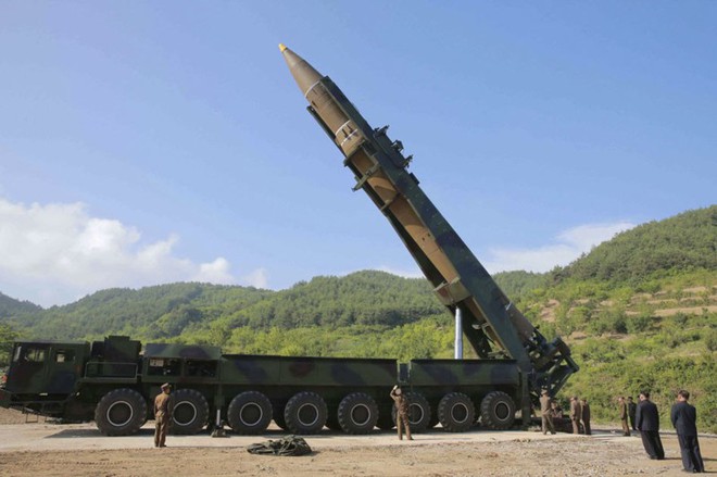 Ảnh: Hậu trường vụ phóng tên lửa của Triều Tiên - Ảnh 3.