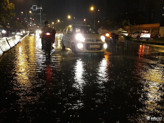 Ông chủ siêu máy bơm chống ngập: Nếu không hết ngập thì sao lấy tiền được - Ảnh 2.