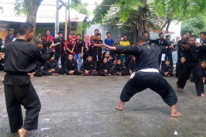 Fan bóng đá đánh chết hai võ sĩ MMA - Ảnh 3.