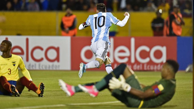 Argentina đoạt vé World Cup: Tuyệt đỉnh Messi! - Ảnh 2.