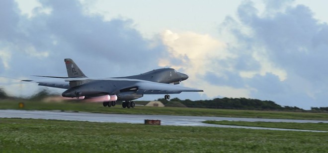 Quái vật B-1B Lancer Mỹ dùng tấn công cứ địa tên lửa Triều Tiên khủng đến đâu? - Ảnh 3.