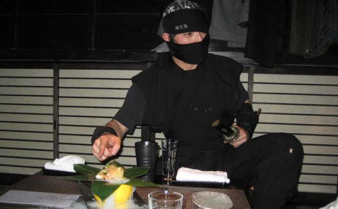 Đây chắc chắn là những nhà hàng “kỳ quặc” nhất thế giới mà chỉ ở Nhật Bản mới có - Ảnh 3.