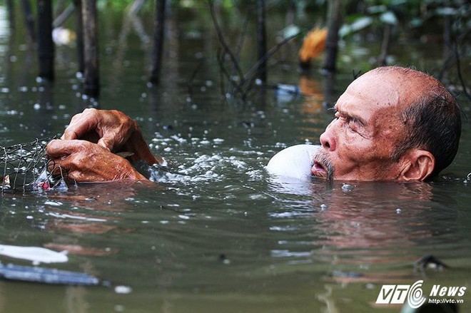 Ảnh: Cuộc sống bình dị của lão nông 82 tuổi từng bắn rơi 7 máy bay Mỹ - Ảnh 4.