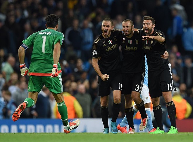 Pep Guardiola và cái nhìn của nhà vô địch khi muốn mua Leonardo Bonucci - Ảnh 3.