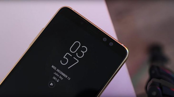 Màn hình tràn viền, kháng nước IP68, camera selfie kép: Galaxy A8 và A8+ lại khiến người ta xôn xao  - Ảnh 3.