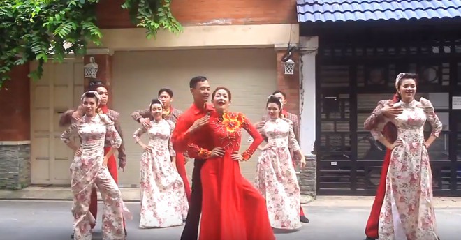 Màn nhảy 60 năm cuộc đời trong đám cưới chất như MV của cặp đôi dancer Sài Gòn - Ảnh 4.