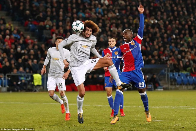 ĐIỂM NHẤN Basel 1-0 M.U: Quá phụ thuộc Pogba. Fellaini vẫn rất quan trọng. Rojo trở lại ấn tượng - Ảnh 3.