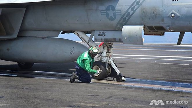 Cuộc sống không như mơ trên tàu sân bay Mỹ USS Ronald Reagan - Ảnh 5.