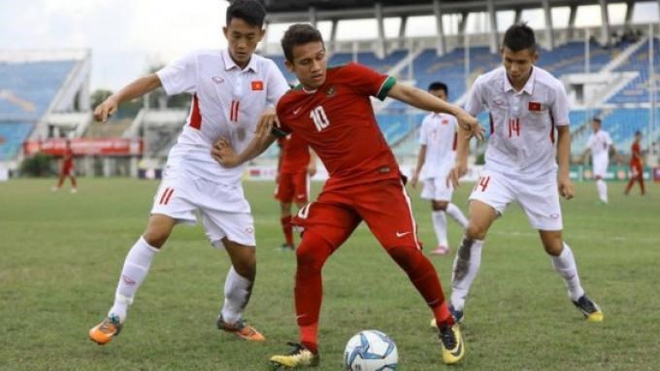 Ngoi lên không nổi, Indonesia tìm gen trội bóng đá - Ảnh 5.