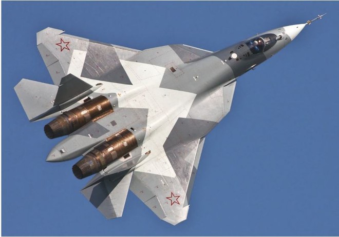 Cận cảnh chiến cơ tàng hình Su-57 tối tân của Không quân Nga - Ảnh 5.