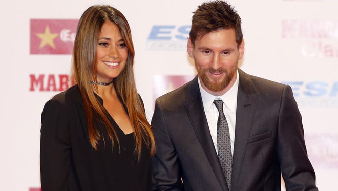 Con trai Messi phùng má siêu dễ thương, cùng cha nhận giải Chiếc giày vàng - Ảnh 5.