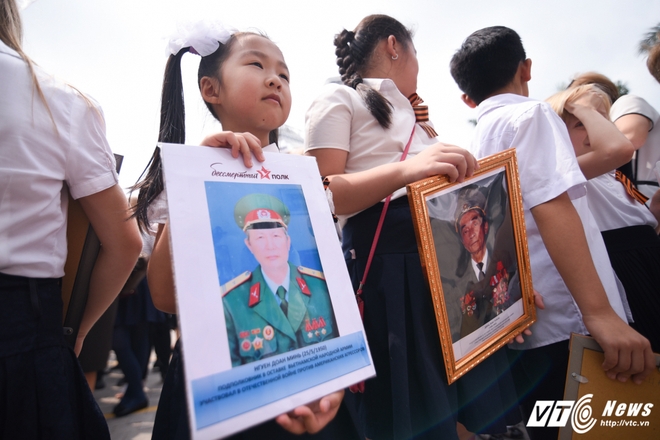 Video, ảnh: Trung đoàn bất tử lần đầu xuất hiện tại Việt Nam, kỷ niệm Ngày Chiến thắng 9/5 - Ảnh 7.