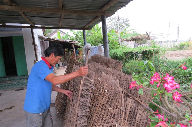 Ngôi làng sang chảnh ở Phú Yên, xây phòng khách chỉ để nuôi tằm - Ảnh 2.