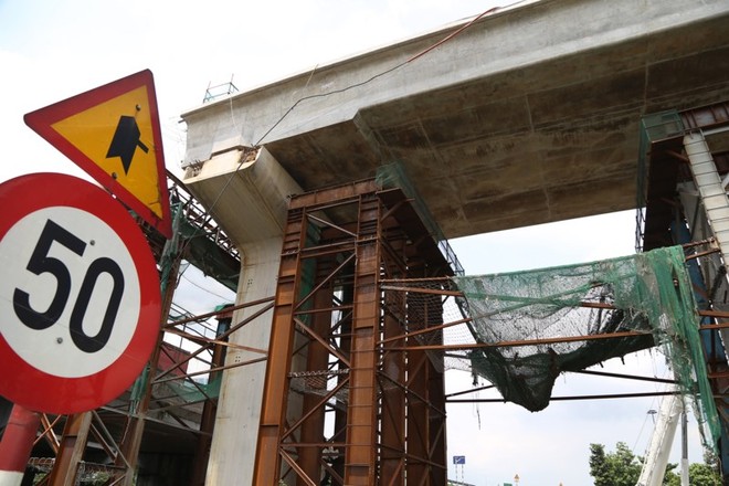 Toàn cảnh tuyến metro số 1 nằm chờ vì thiếu vốn - Ảnh 6.