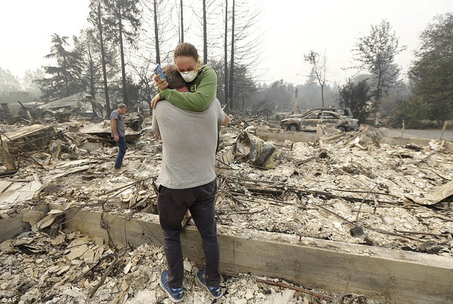 Cháy rừng ở California: Cứ như bị tấn công hạt nhân - Ảnh 7.