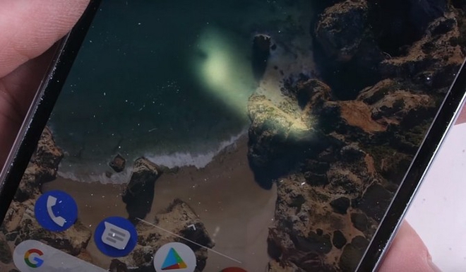 Tra tấn Google Pixel 2: Độ bền đáng thất vọng - Ảnh 7.