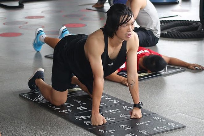 Tuyển thủ U22 VN hùng hục tập GYM, Công Phượng mất tích bí ẩn - Ảnh 8.