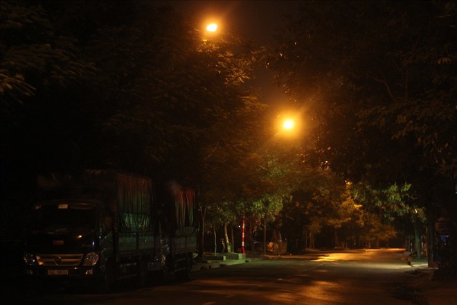 Khung cảnh khác lạ khu chợ Tam Bạc đất cảng Hải Phòng về đêm - Ảnh 7.