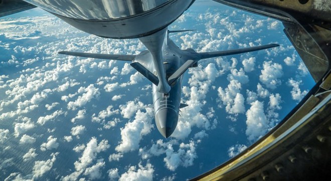 Quái vật B-1B Lancer Mỹ dùng tấn công cứ địa tên lửa Triều Tiên khủng đến đâu? - Ảnh 8.