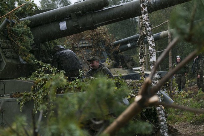 Dàn xe tăng thiết giáp dũng mãnh của Nga và Belarus trong tập trận Zapad-2017 - Ảnh 8.