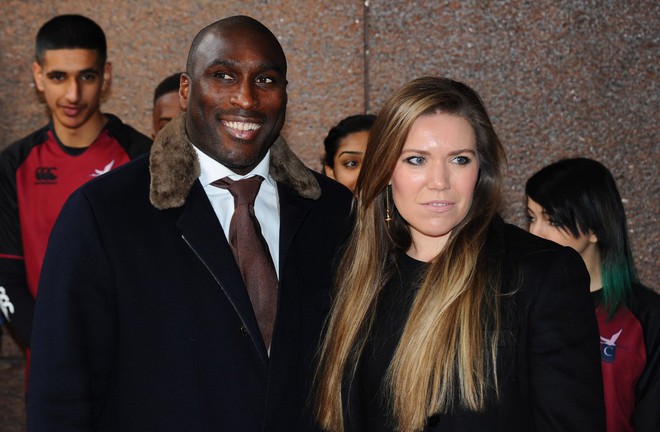 “Siêu đào mỏ” Sol Campbell đến Việt Nam tìm nhà, săn đất? - Ảnh 5.