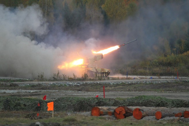 “Bão lửa” TOS-1A hủy diệt IS tại Syria: Hỏa lực đỉnh cao của Nga trong Thế kỷ 21? - Ảnh 1.