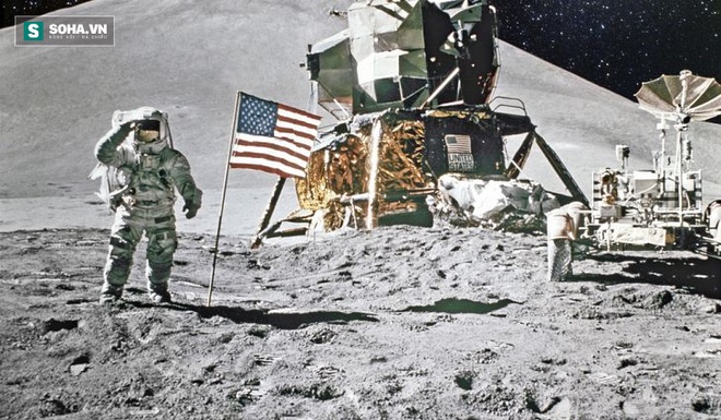 Phó Tổng thống Mỹ Mike Pence tuyên bố: NASA sẽ trở lại Mặt Trăng - Ảnh 1.