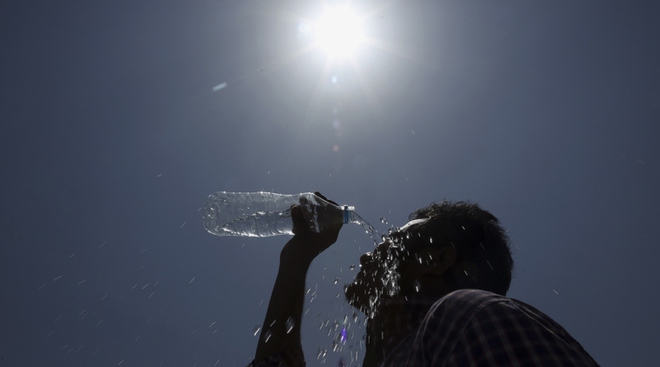 1,3 tỷ người Ấn Độ đối mặt với nguy cơ sóng nhiệt giết người vô cùng đáng sợ - Ảnh 3.