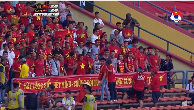 Thắng tưng bừng, Việt Nam vẫn nhận điều đáng chạnh lòng ở SEA Games 29 - Ảnh 2.