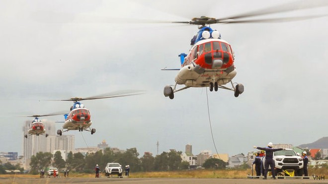 Việt Nam điều động trực thăng Mi-172 thực hiện Nhiệm vụ đặc biệt - Ảnh 1.