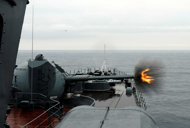 Uy lực của pháo hạm nặng 100 tấn do Liên Xô chế tạo - Ảnh 2.