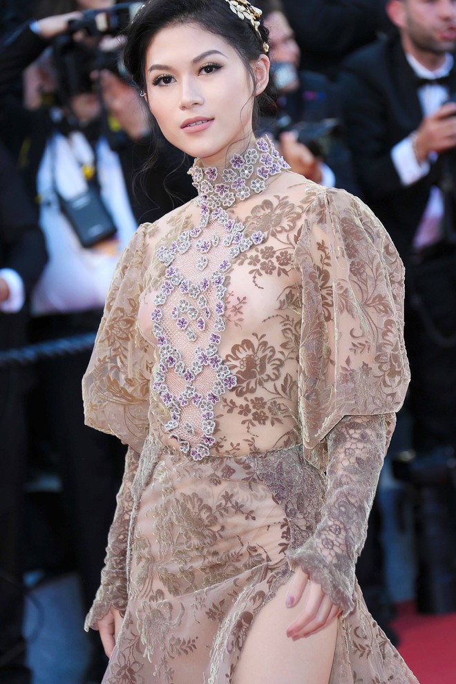 Ngọc Thanh Tâm mặc gợi cảm, đọ sắc cùng dàn sao Hollywood tại Cannes 2017 - Ảnh 2.