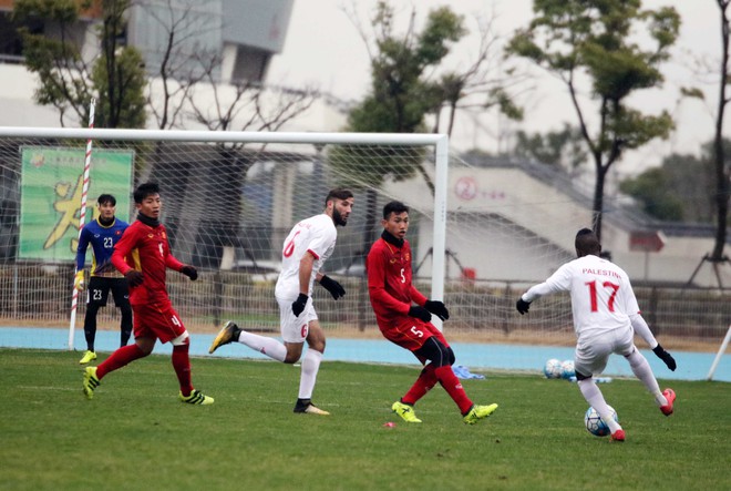 U23 Việt Nam 1-1 U23 Palestine: Nỗi sợ hãi 10 phút của HLV Park Hang-seo - Ảnh 1.