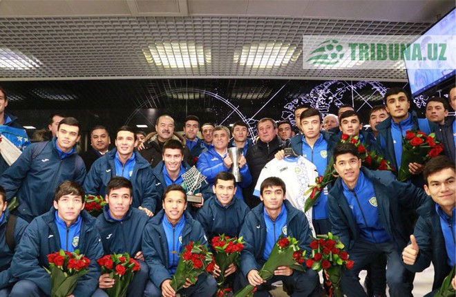 Thắng U23 Việt Nam tại chung kết, U23 Uzbekistan được Tổng thống tặng hàng chục xe hơi - Ảnh 2.