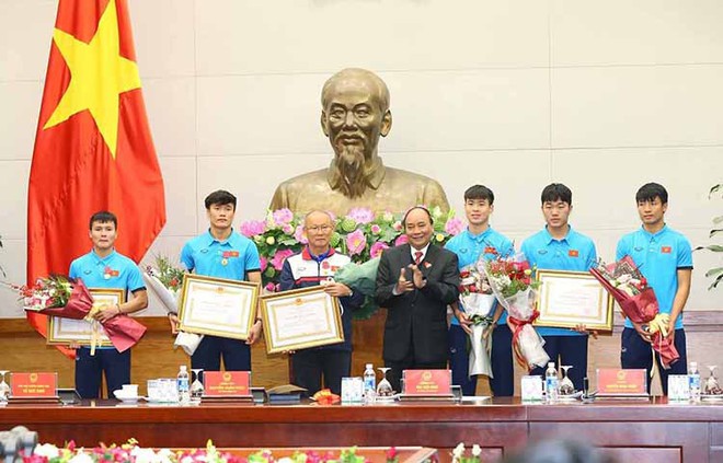Thủ tướng: Cần nhân rộng bản lĩnh, ý chí của U23 Việt Nam - Ảnh 1.