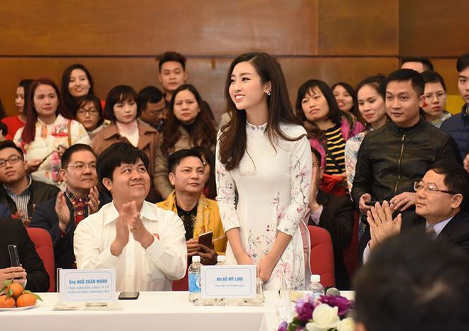 Quang Hải bẽn lẽn khi bị trêu về chiều cao bên Hoa hậu Mỹ Linh - Ảnh 3.