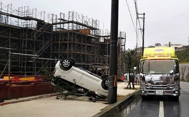 Ảnh: Siêu bão Trami “quần thảo” Nhật Bản khiến nhiều khu vực tê liệt - Ảnh 6.