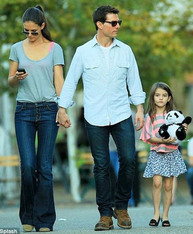 Tom Cruise gần 60 tuổi trẻ trung phong độ hút hồn phái nữ - Ảnh 12.