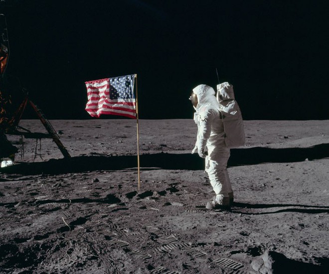 Thực hư giả thuyết Neil Amstrong không phải người đầu tiên đặt chân lên Mặt Trăng làm đau đầu dân mạng gần đây - Ảnh 7.