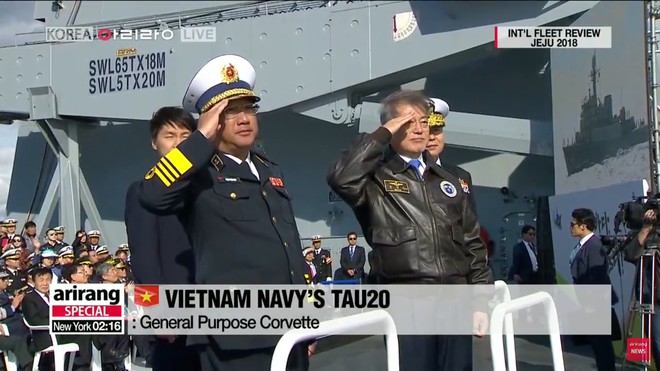 Tư lệnh HQVN và Tổng thống Hàn Quốc tại Lễ duyệt binh tàu chiến quốc tế: VN có tàu mới - Ảnh 6.